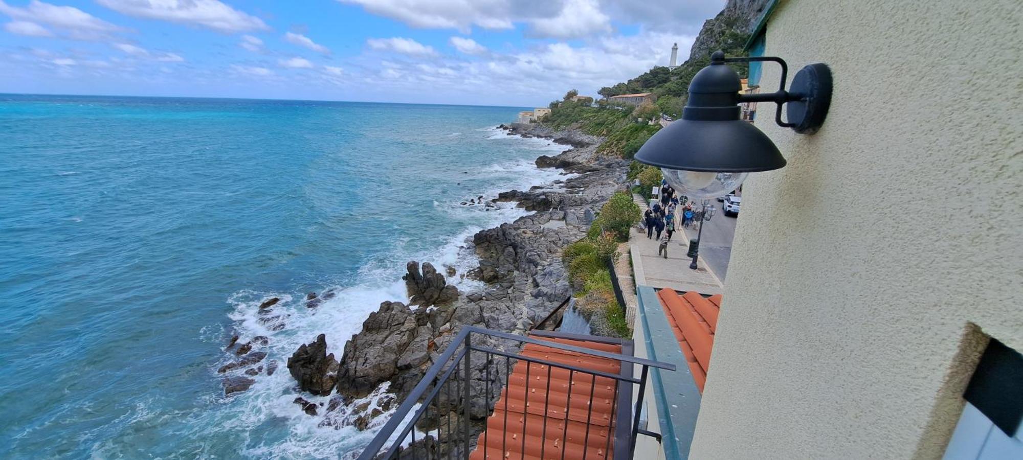 Franco'S Suite Cefalu Exterior photo